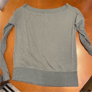 Athleta shoulder cut long sleeve sweater (super soft), gray, women small